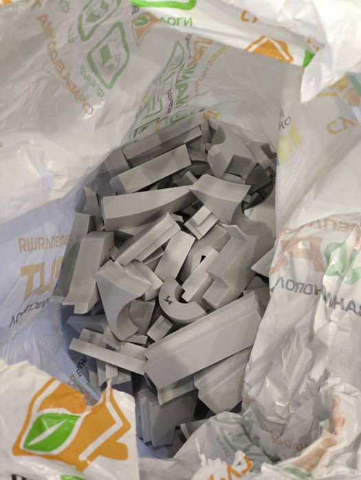 Безкоштовно!!! Обрізки пінопласту та пінополістиролу (стеродур)