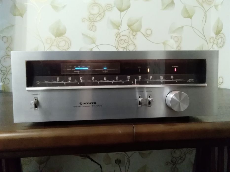 Аналоговый тюнер Pioneer TX-608 среднего/высокого класса