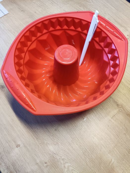 Silikonowa forma do pieczenia babki