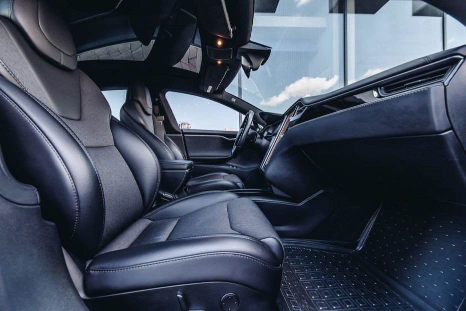 Tesla Model S 2018 VIN 5YJSA1E28JF286169 фото оголошення 5 з 7