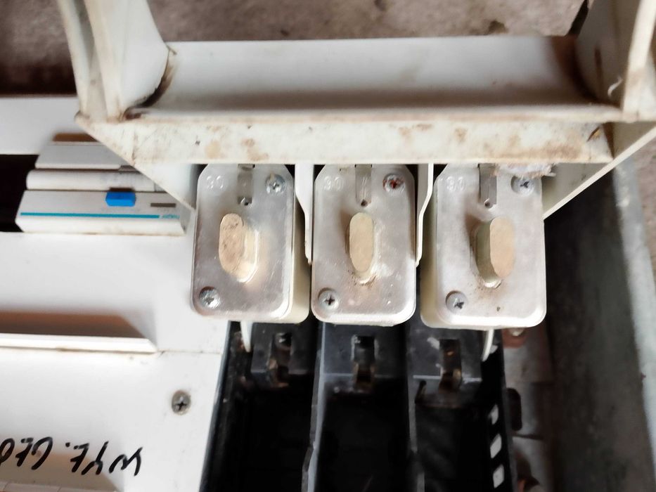 Skrzynka z bezpiecznikami BM