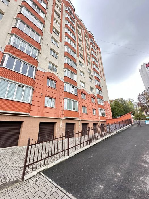 Продам квартиру в новобудові