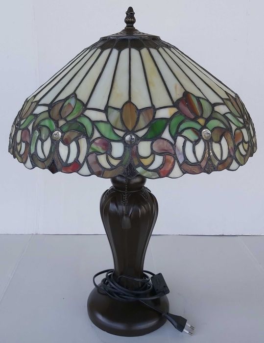 Lampa Witrażowa Szkło Tiffany Powystawowa z Masywną Podstawą