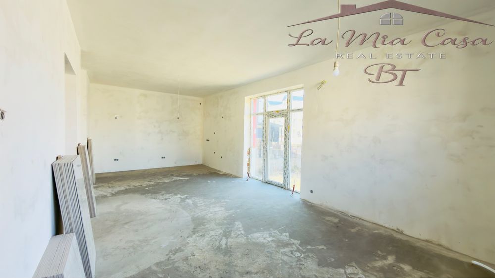 Продаж стильного будинку під ключ , приміська