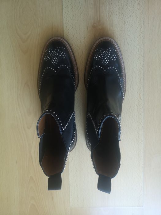 Botins Zara com tachas