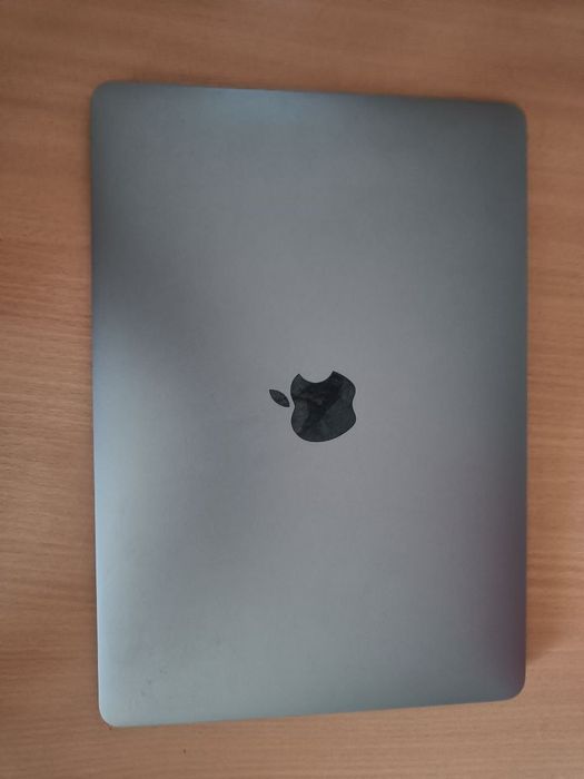 Продам Macbook 12 2015 на запчасти