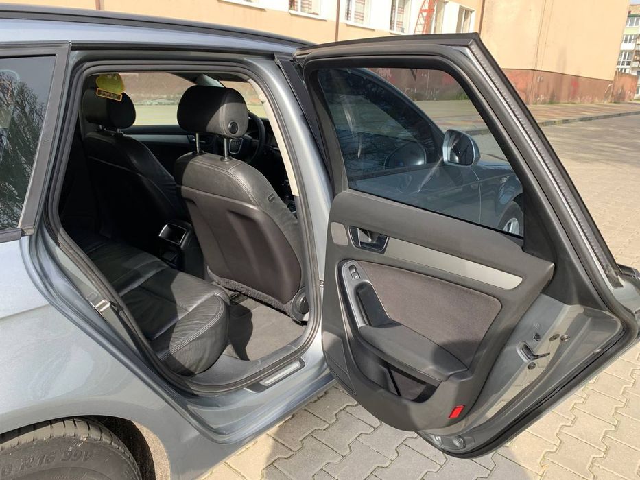 АУДІ  А4Б8 2.0 дизель  AVANT