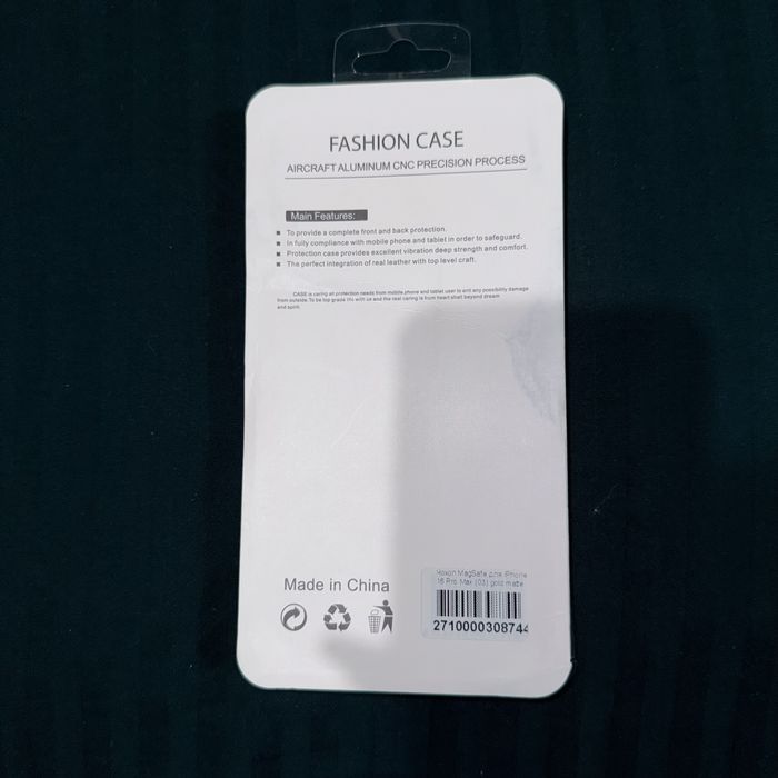 Чохол на 16 pro max