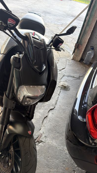 Ducati diavel 21 mil Km 2015