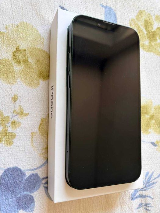 Iphone 13  128GB   б/в