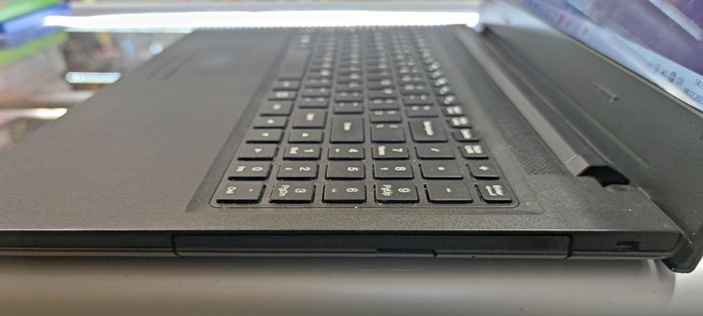 Laptop Lenovo Ideapad 100-15IBD i3-5005u/4GB/1TB/GF920M/Win11 Tarnów