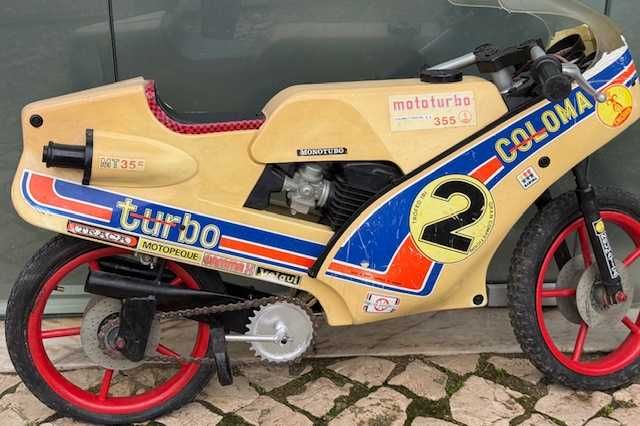 MOTO VINTAGE a pedais para criança