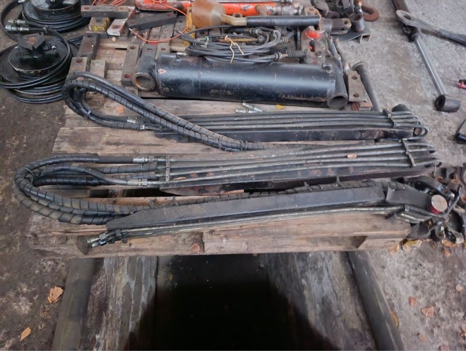 Продам гідравлічні фільтра до маніпулятора