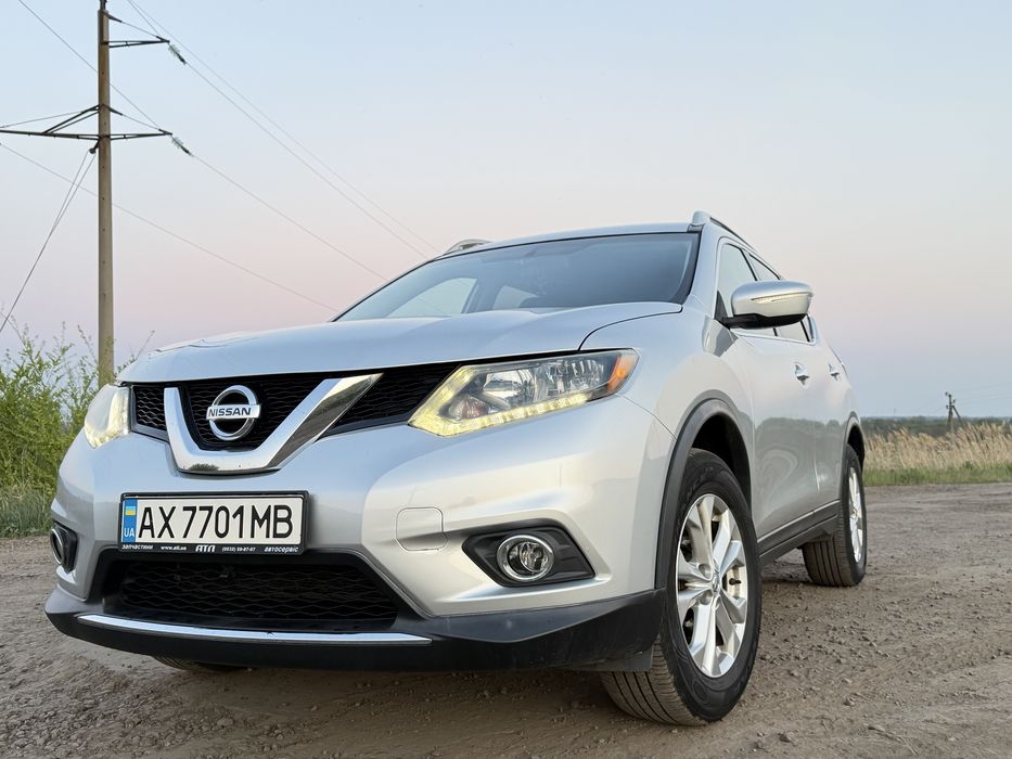 Nissan Rogue 2014 2.5 SV AWD газ/бензин