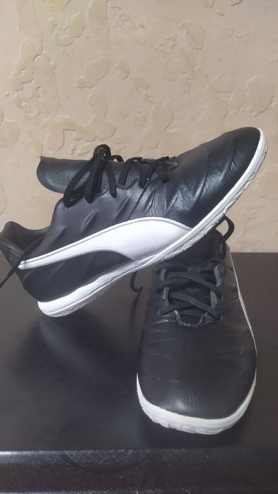 Футзалкі Puma King Pro