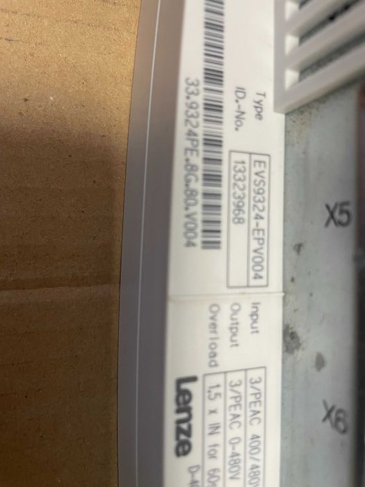 Falownik Serwo Przemiennik Lenze EVS 9324-EPV004