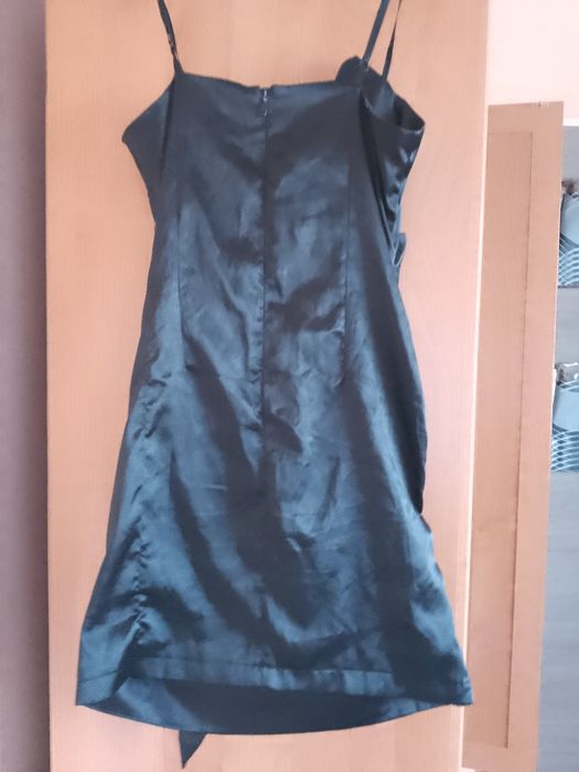 Sukienka damska w kolorze czarnym rozmiar S M