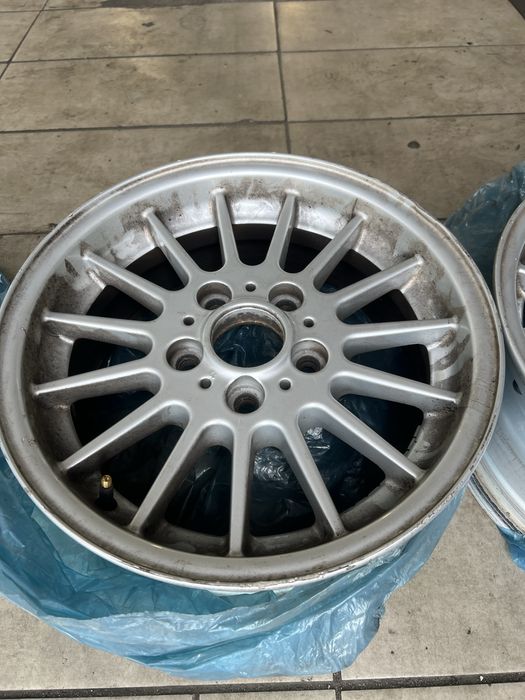 Felgi BMW e90,e91,e46 r16