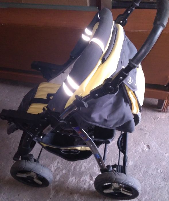 Carrinho de bebé Beby -Merc.