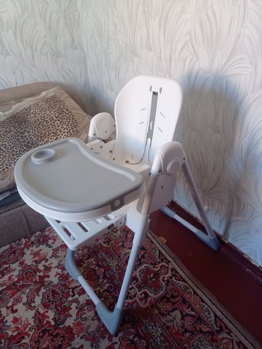 Стілець для годування Bambi