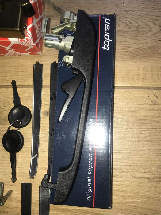 ручки дверні Volkswagen Golf 2 Jetta 2 Passat B2 Caddy 1 Derby Golf 1 Jetta 1 Polo 2 Audi 100 C3  Гольф 1 2 Джетта 2 Пассат б2