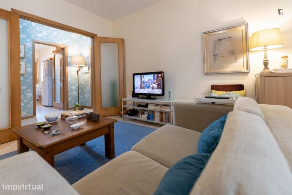 Apartamento com 2 quartos - localizado em Nazare