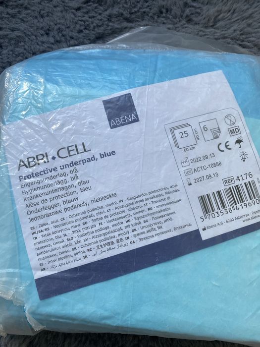 Podkłady niebieskie jednorazowe 60/40