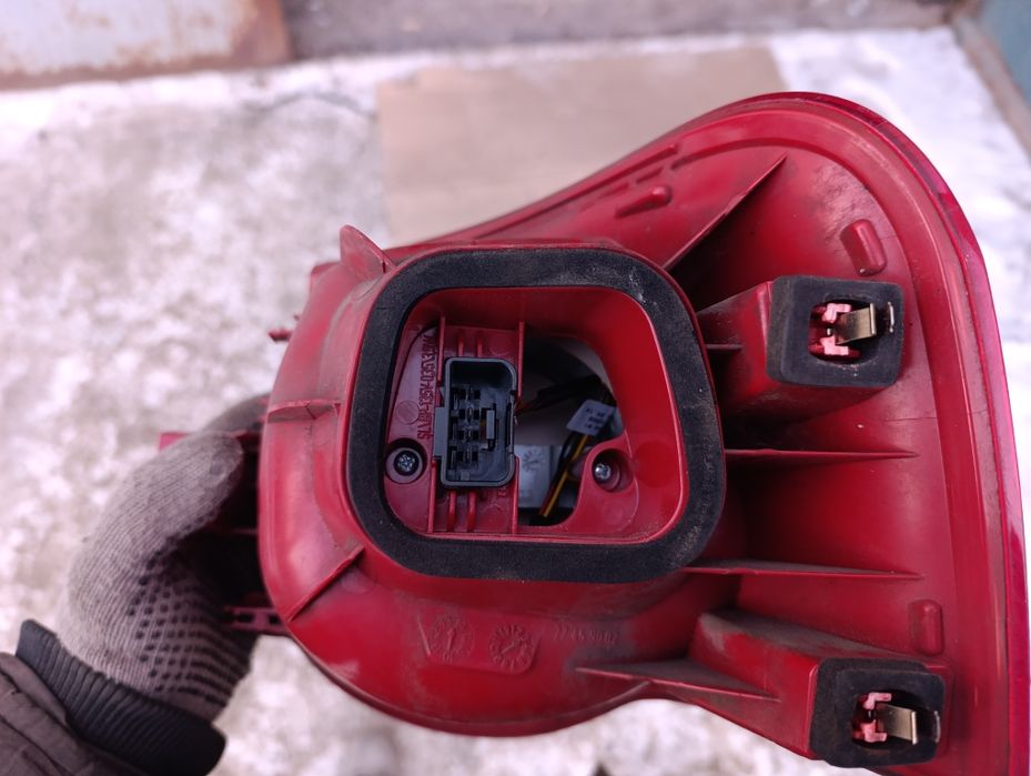 Фонарь задний левый Volkswagen Passat B6 Универсал. Оригинал