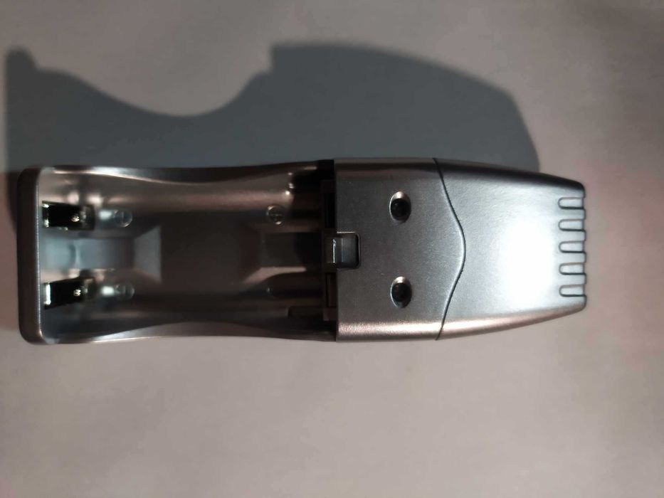 Ładowarka akumulatorów AA AAA z USB