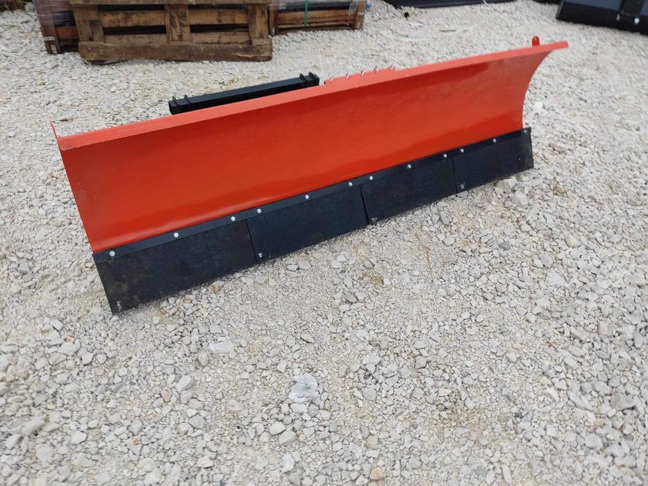 Nowy pług do śniegu pług do samochodu terenowego vitara jeep itd