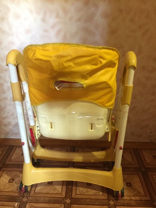 Стульчик для кормления Capella Porto Fabula в хорошем состоянии