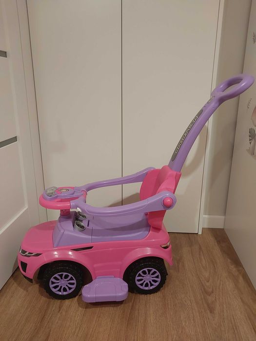 Jeździk dla dziewczynki