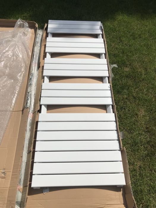 Grzejnik łazienkowy Purmo Muna 1730 x 600 mm – 2 sztuki (Kod: MU0617)