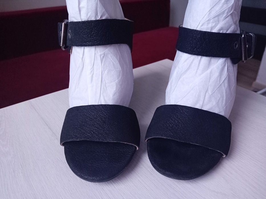 Klapki skórzane Wojas