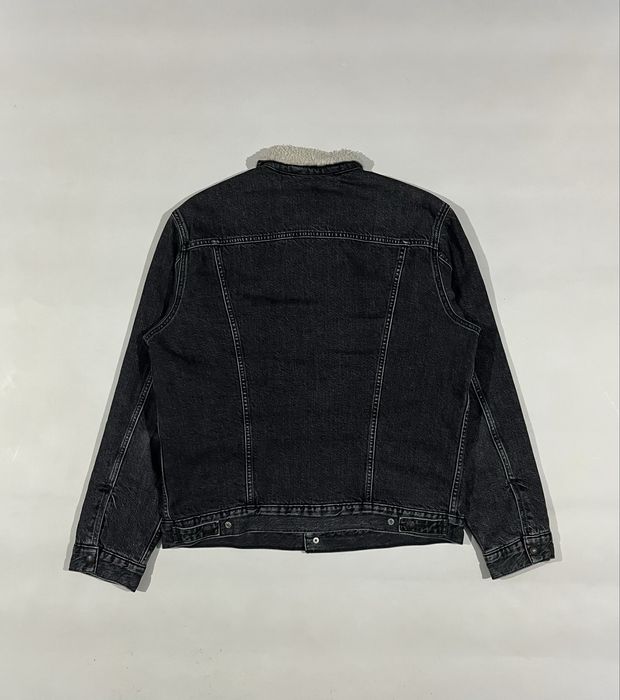Чорна джинсова куртка levi’s premium сіра джинсовка левайс шерпа роз l