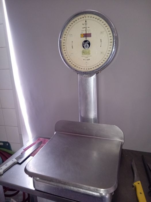 Balança analógica