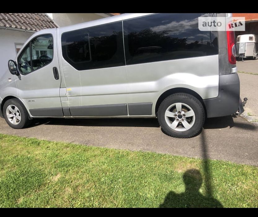 Renault Trafic 2.5 (150,,ps)2007 280 000 км.