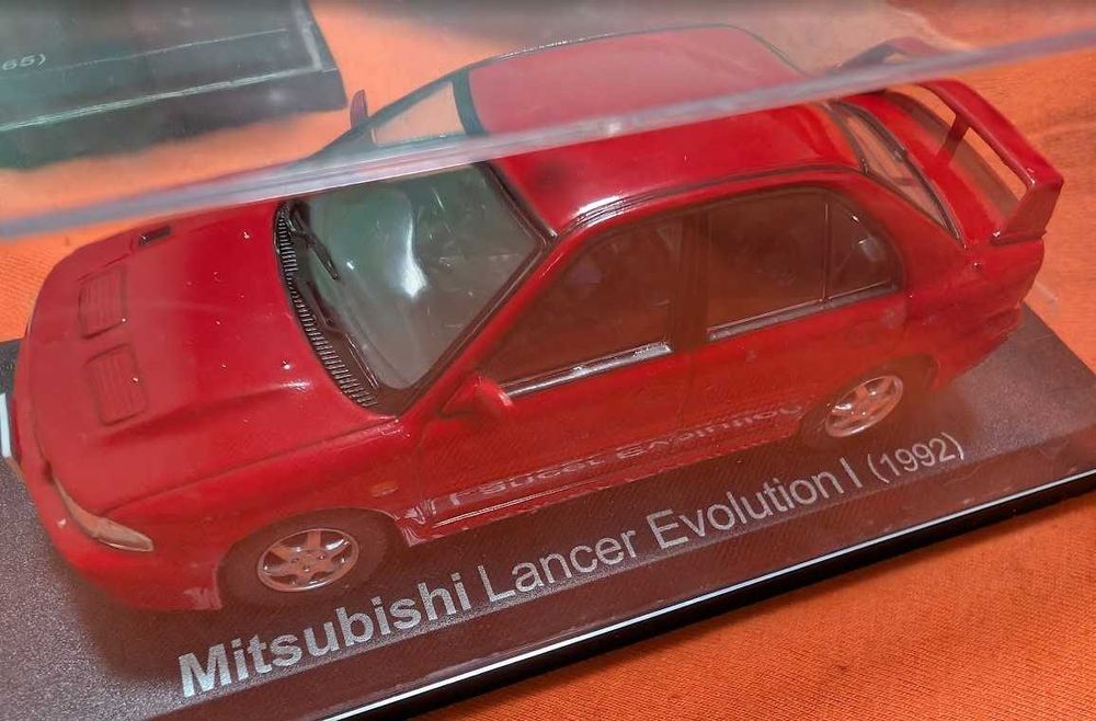 Мини авто Mitsubishi Lancer Evolution 1992+ 1/43 Toyota Sports 800