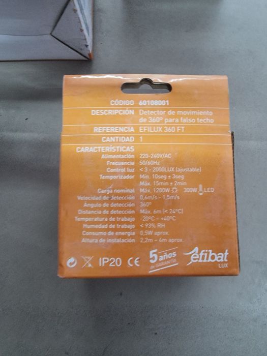 Ceiling-Mount Motion Detector64862888752513121