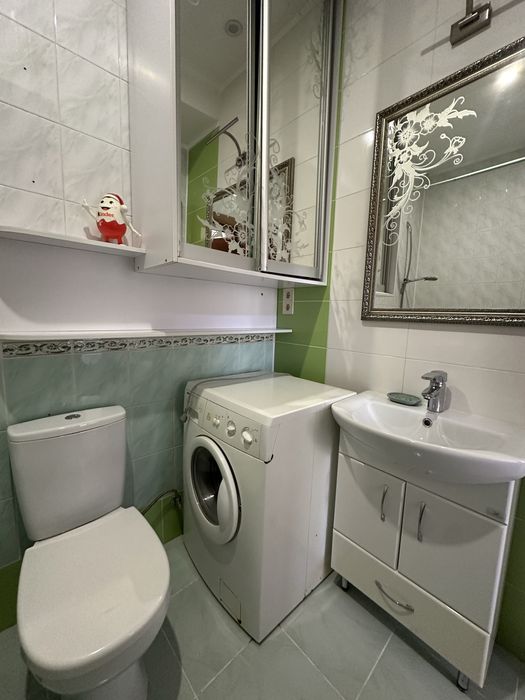 Продаж 3 кімнатна квартира з власним подвірʼям вул. Тисменицька