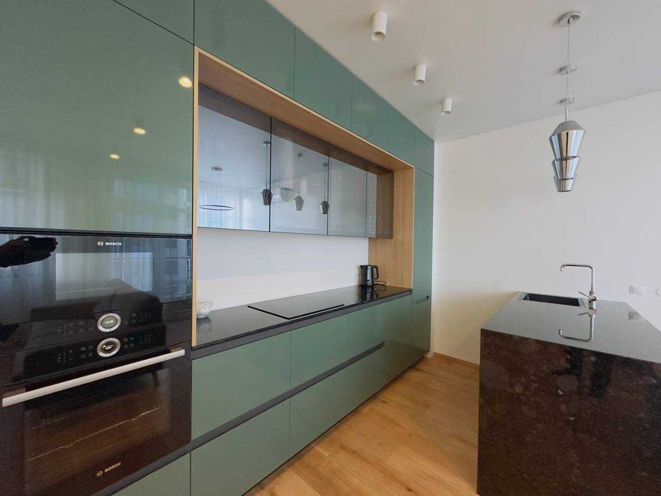 Продам 4х кімнатну квартиру 110 м2  ЖК IQ Hаuse Нагорний Парк Шевченко