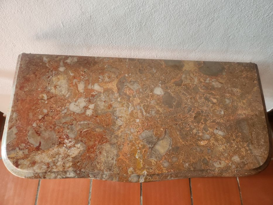Credencia antiga
