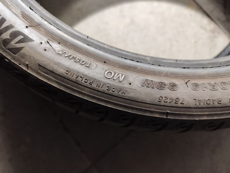 Pneus 225/40r19 Bridgestone Turanza T005 65% piso