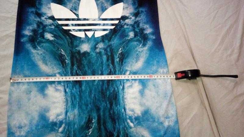 майка adidas нова