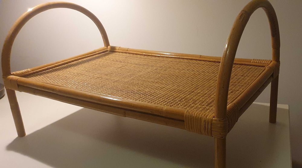 Mesa de apoio de bambu