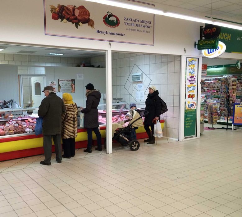 lokal handlowy/ usługowy przy Biedronce