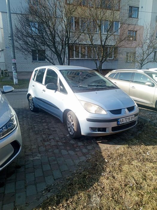 Автомобіль Mitsubishi Colt