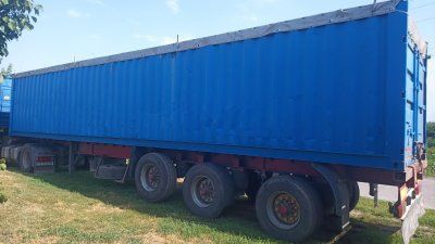 Контейнеровіз в доброму стані