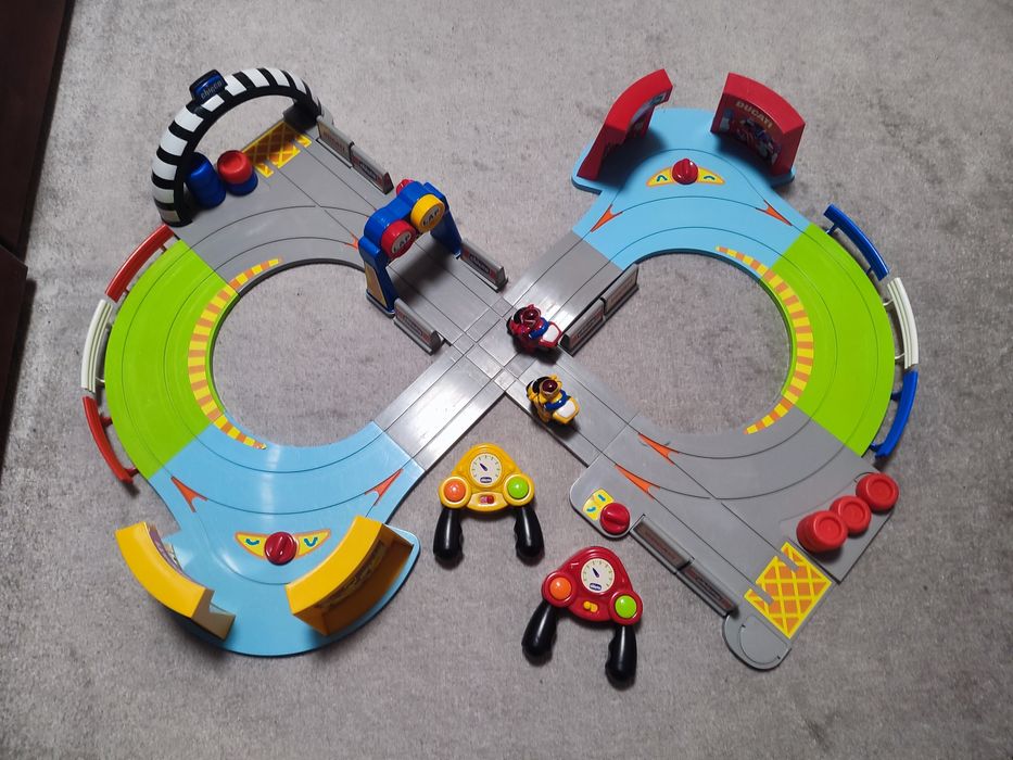 Трек Chicco Ducati чико дукати мототрек гонки ігровий набір