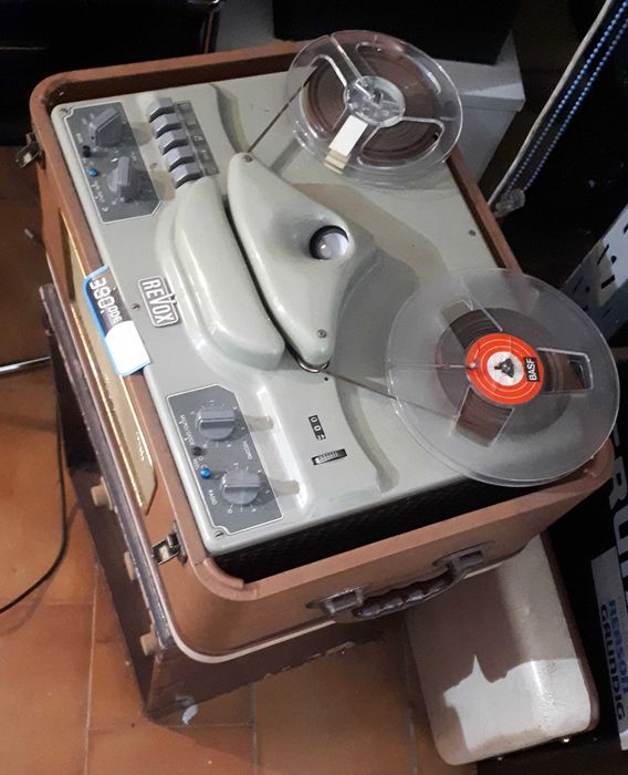 Máquina de Bobines REVOX C36 a válvulas (anos 50)